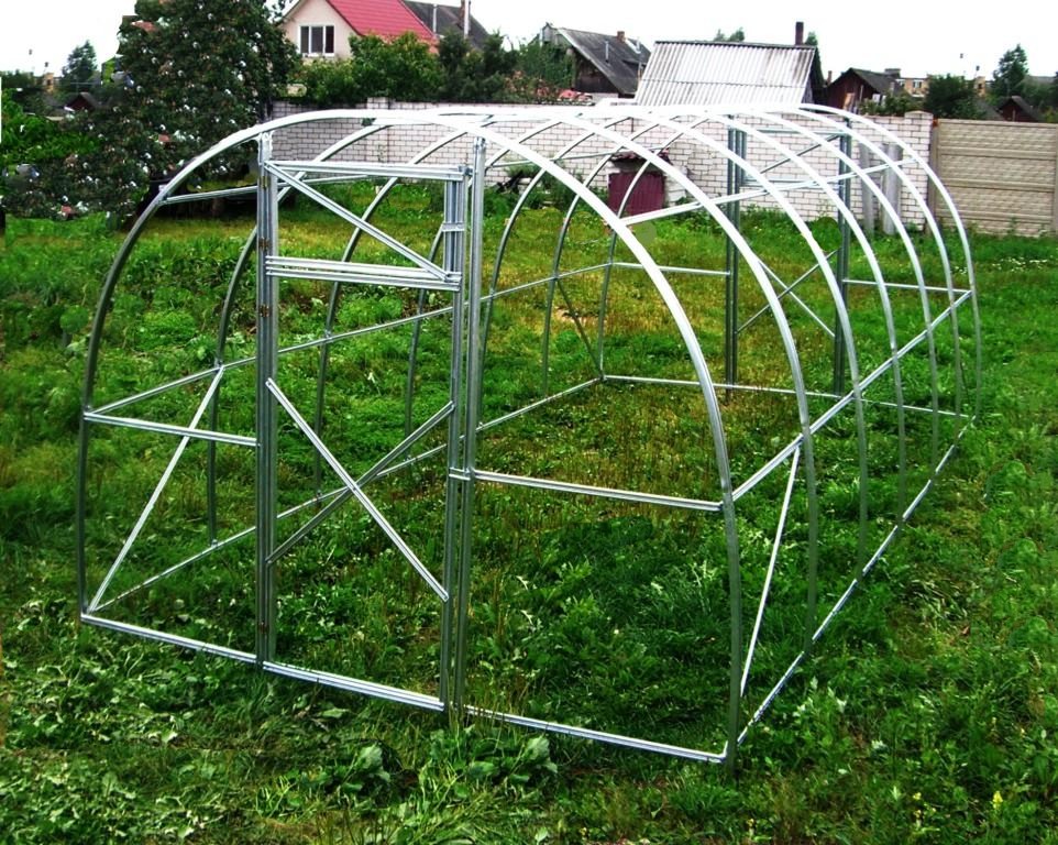 Теплица из оцинкованного профиля
